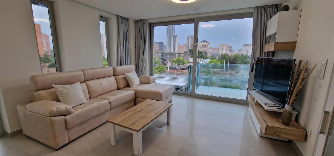 Apartamentos Oasis De La Cala 菲内斯特拉特 外观 照片