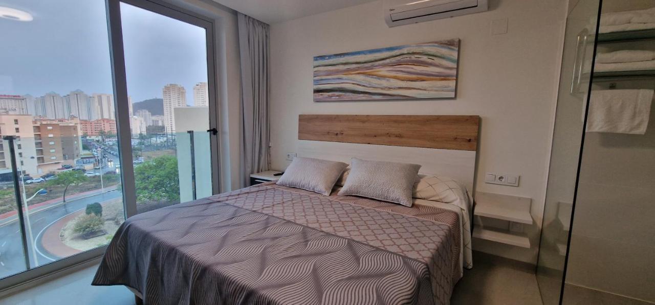 Apartamentos Oasis De La Cala 菲内斯特拉特 外观 照片
