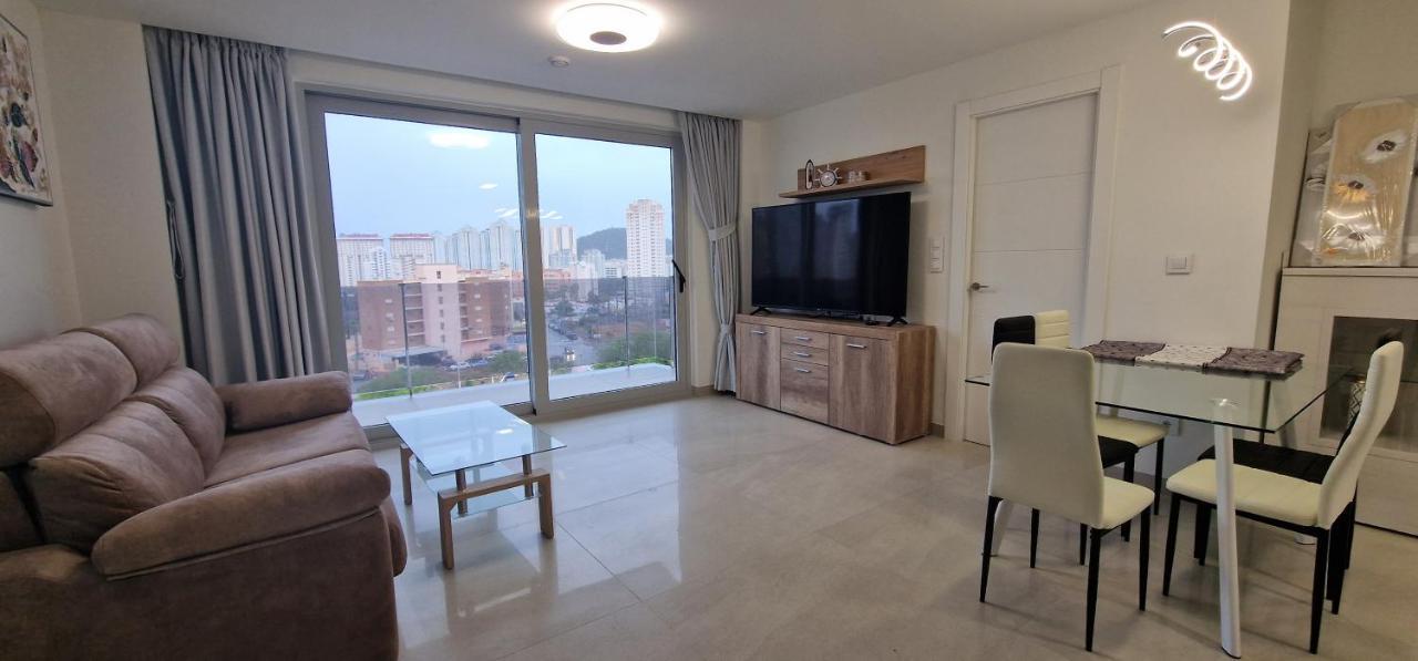 Apartamentos Oasis De La Cala 菲内斯特拉特 外观 照片