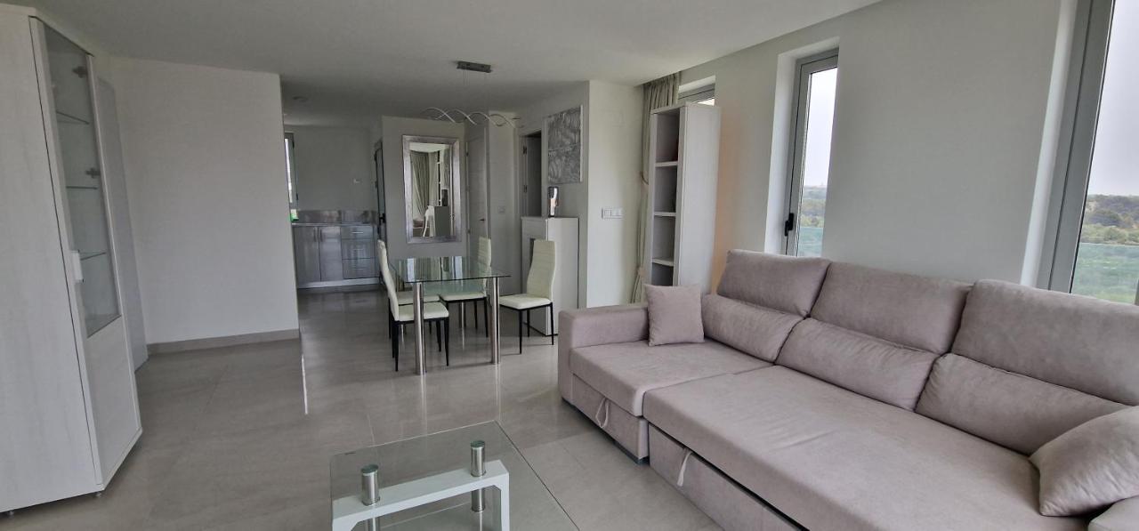 Apartamentos Oasis De La Cala 菲内斯特拉特 外观 照片