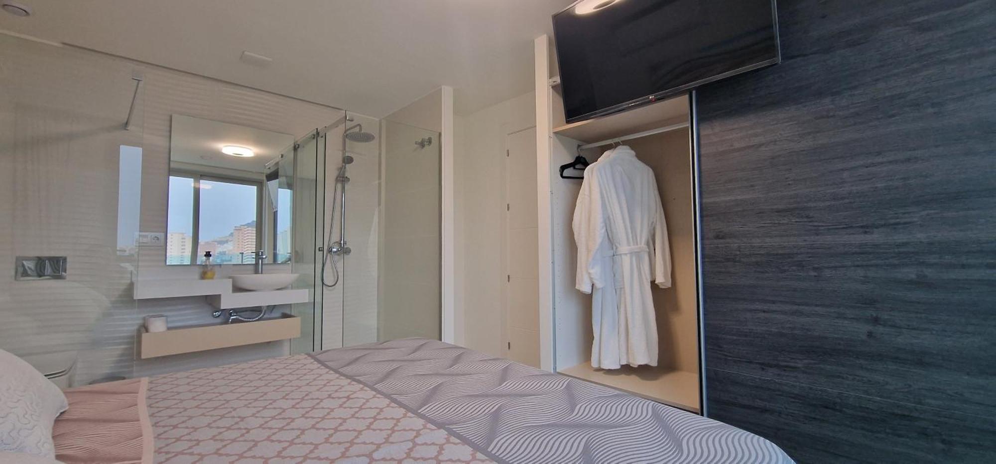 Apartamentos Oasis De La Cala 菲内斯特拉特 外观 照片